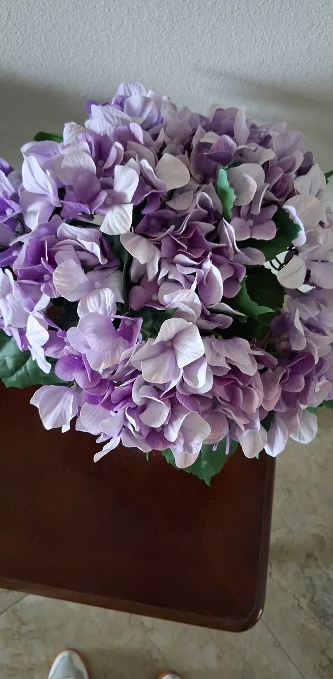 Lavender Hydrangea Artificial Silk Flowers - Bundle of 6 Bushes - NWT